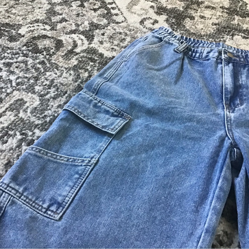 SHEIN Lighter Wash Denim Long Cargo Shorts, Size 31 - Picture 8 of 13